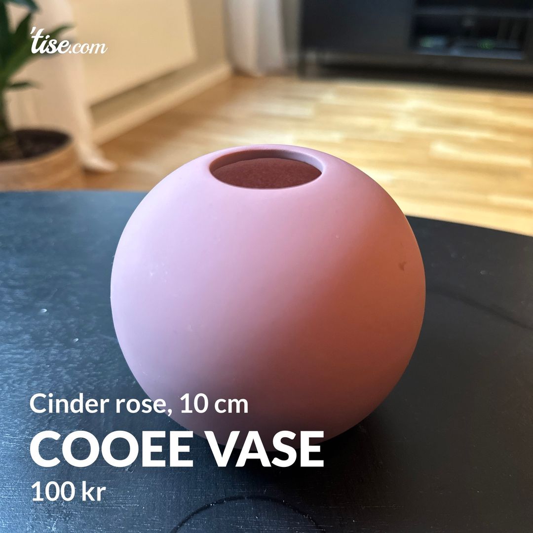 Cooee vase