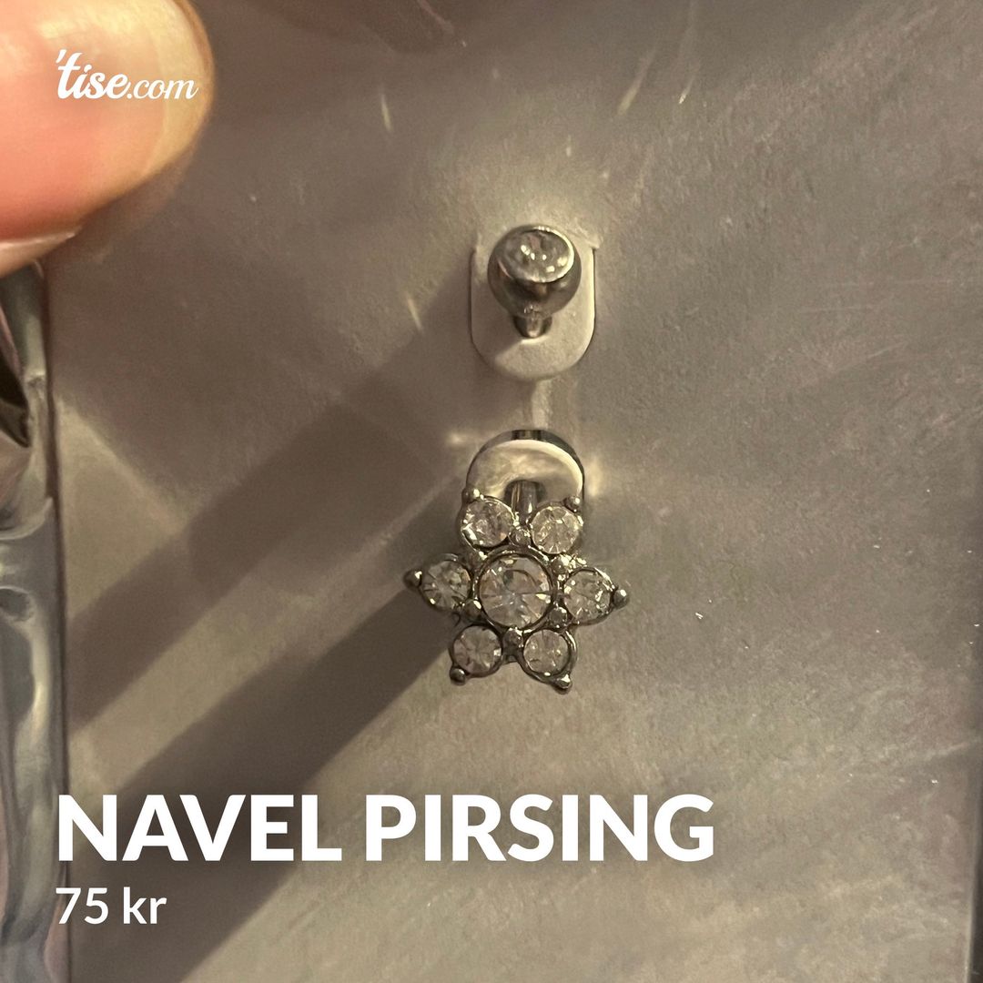 Navel pirsing