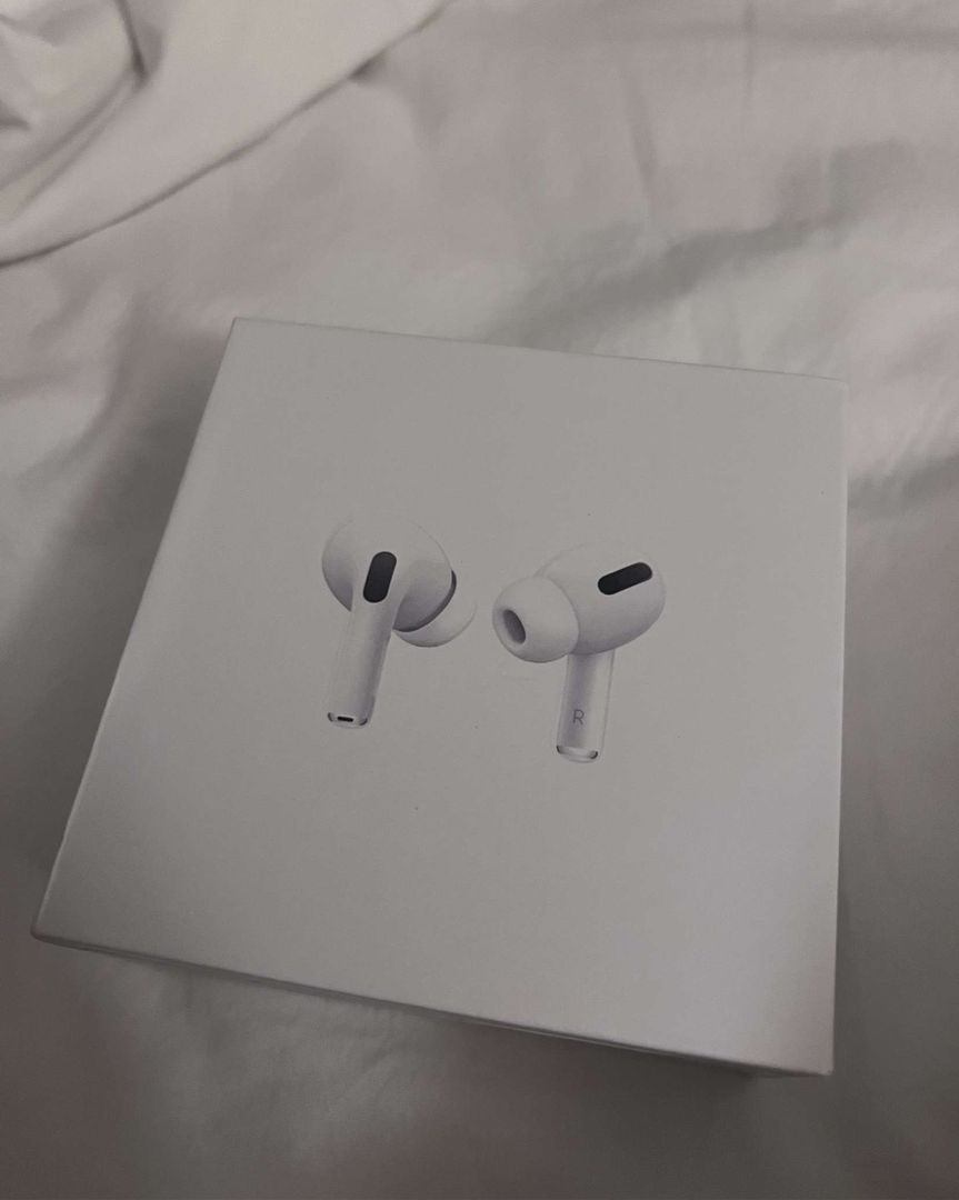 AIRPODS PRO