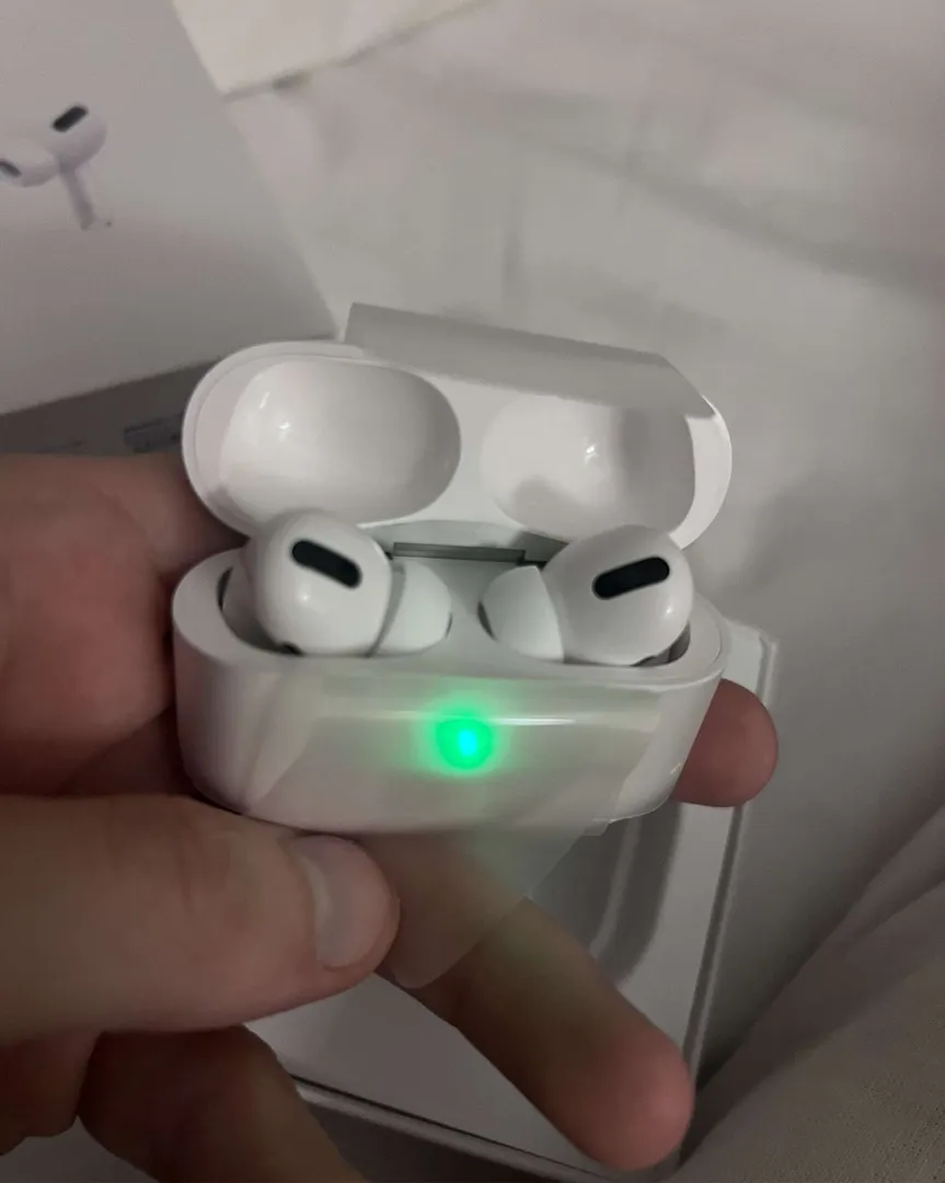 AIRPODS PRO