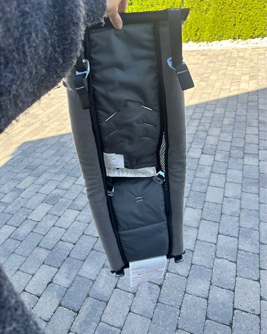 Thule infant sling