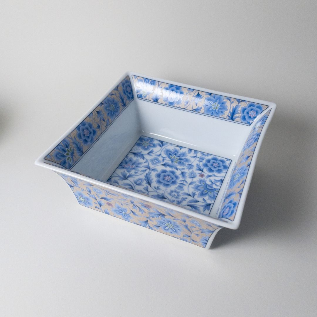 Square bowl