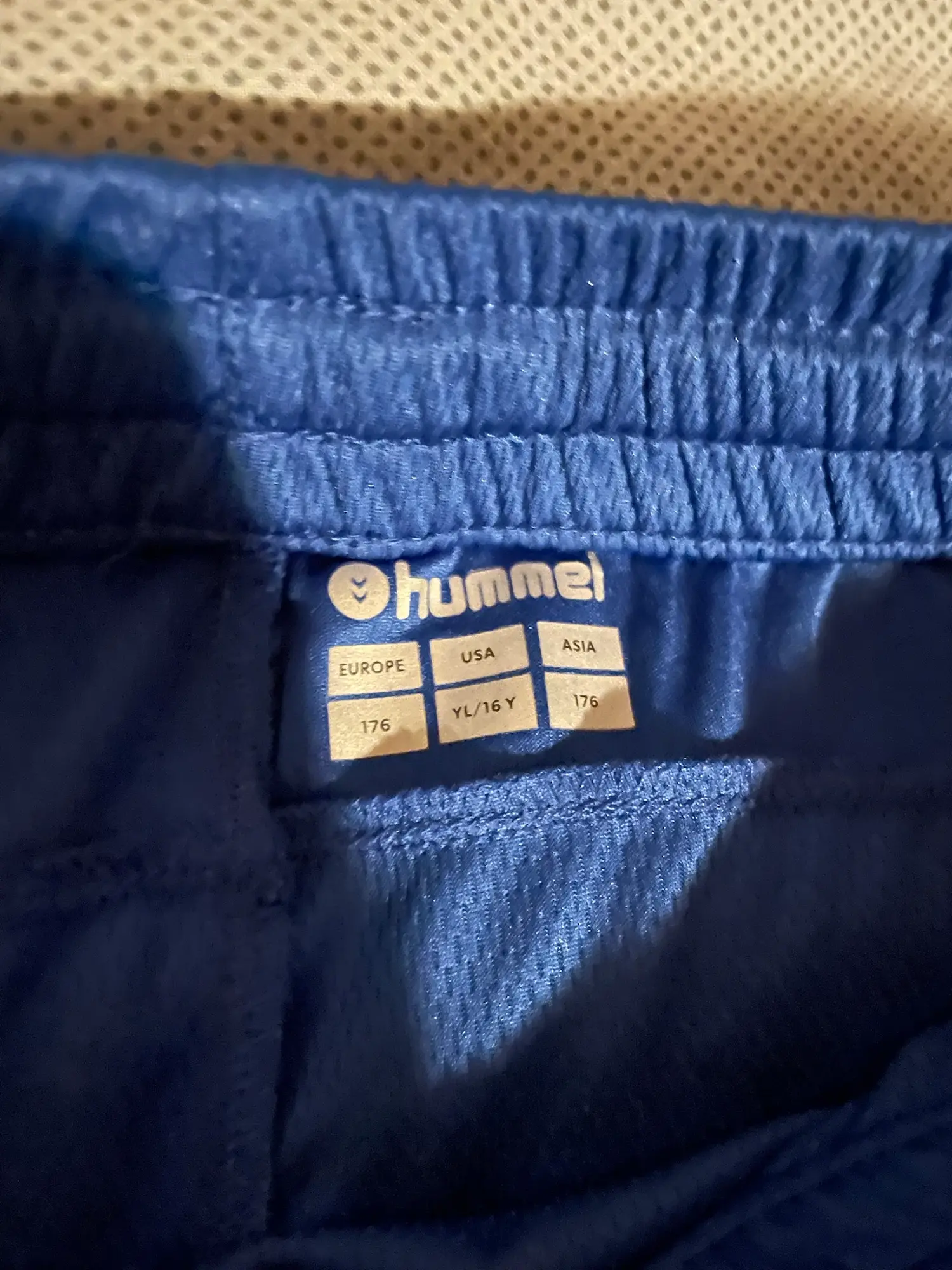 Hummel shorts