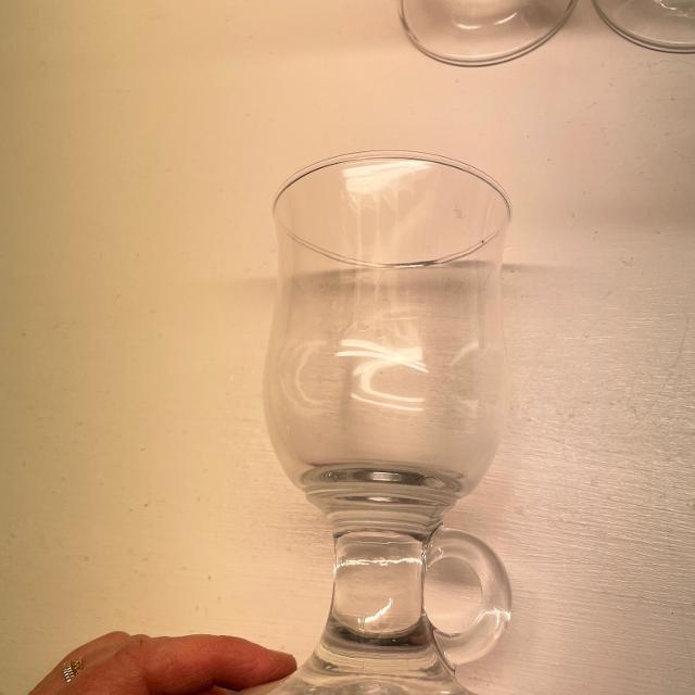 Glas