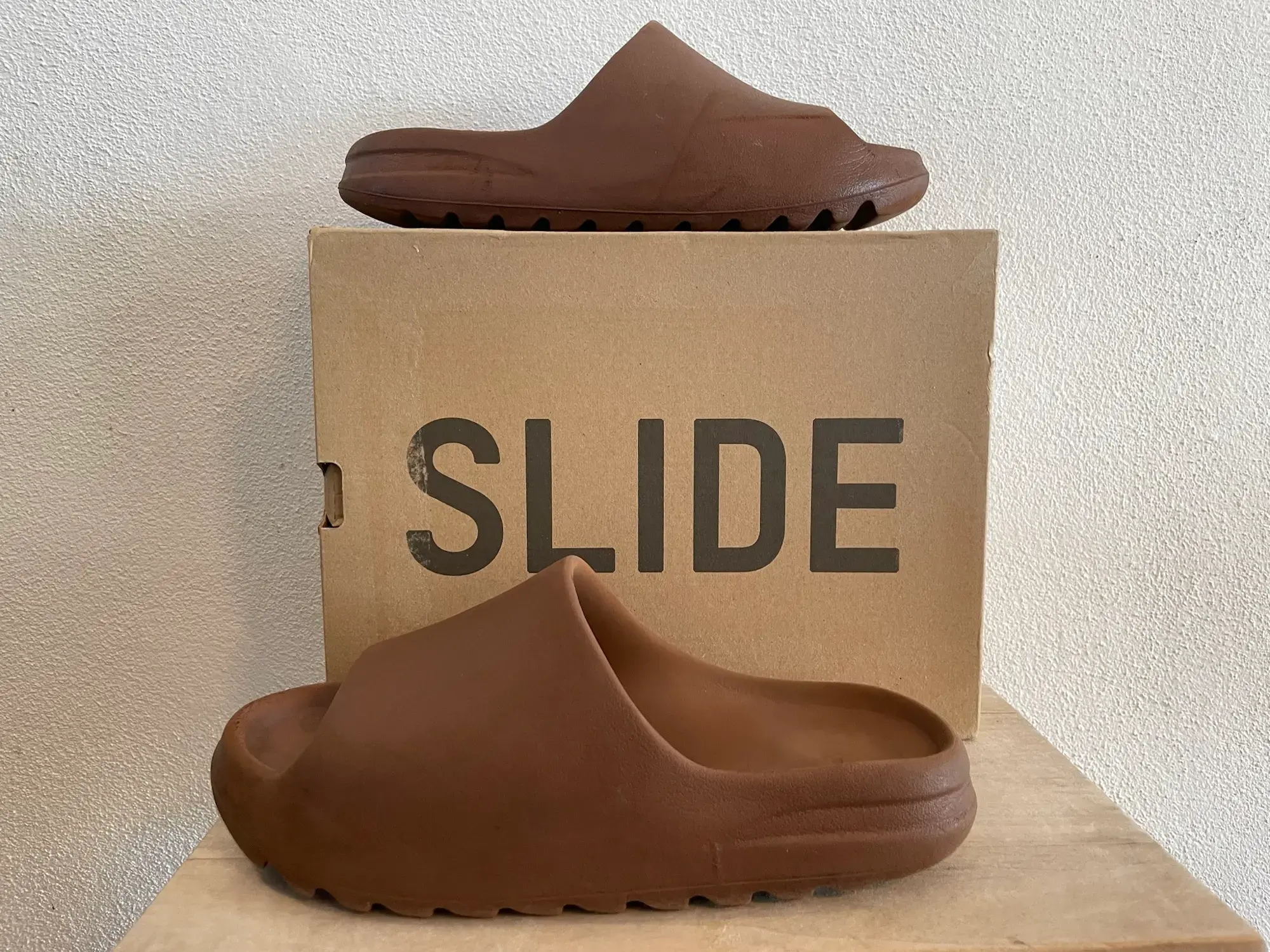 Yeezy sandaler