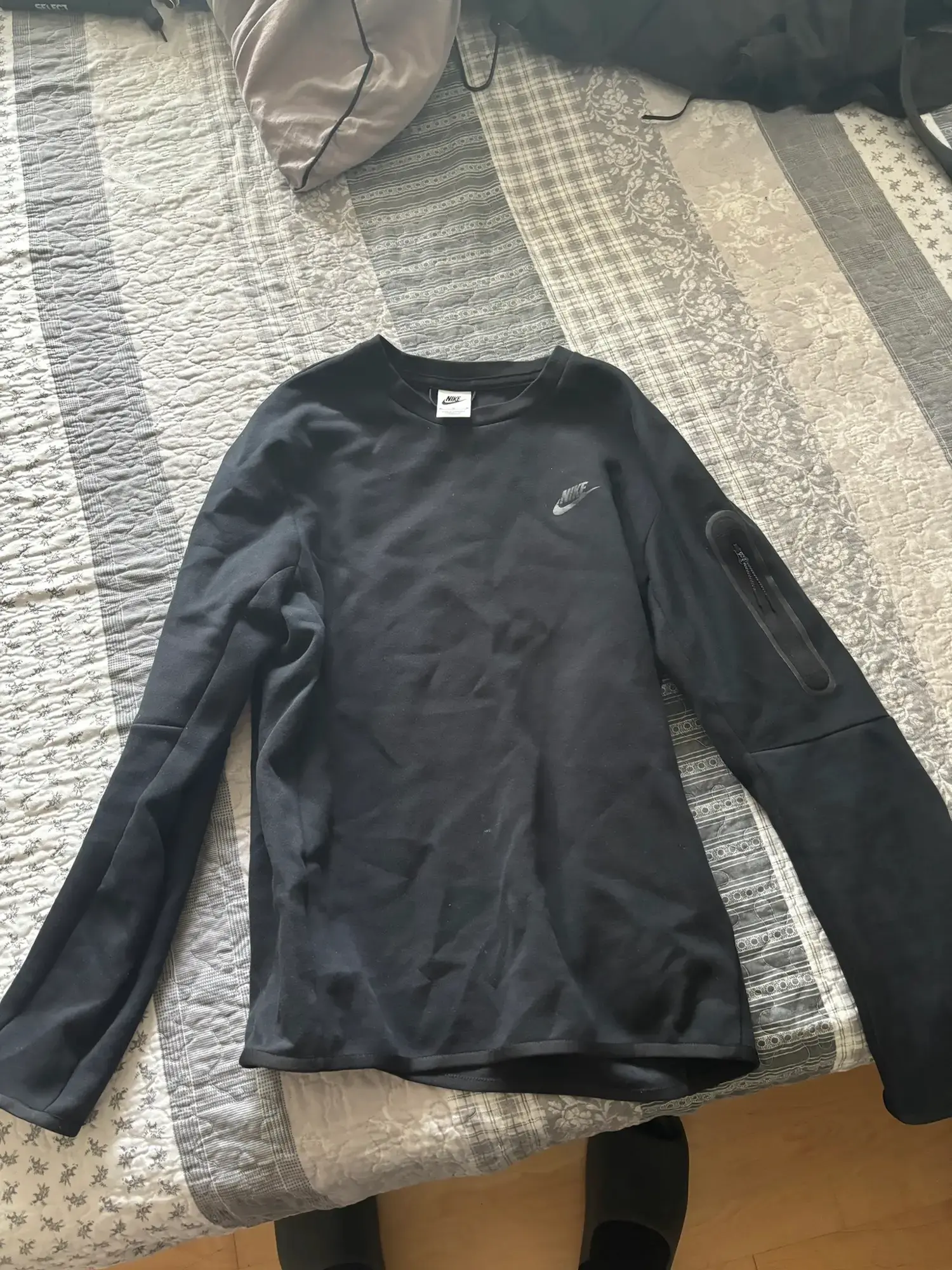 Nike Tech Fleece sweatshirt