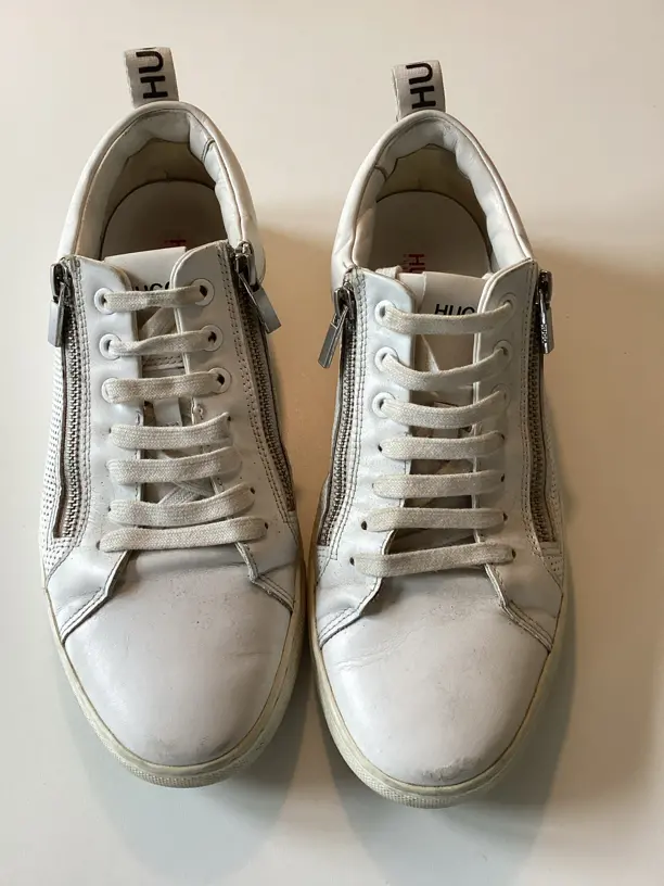 HUGO BOSS sneakers