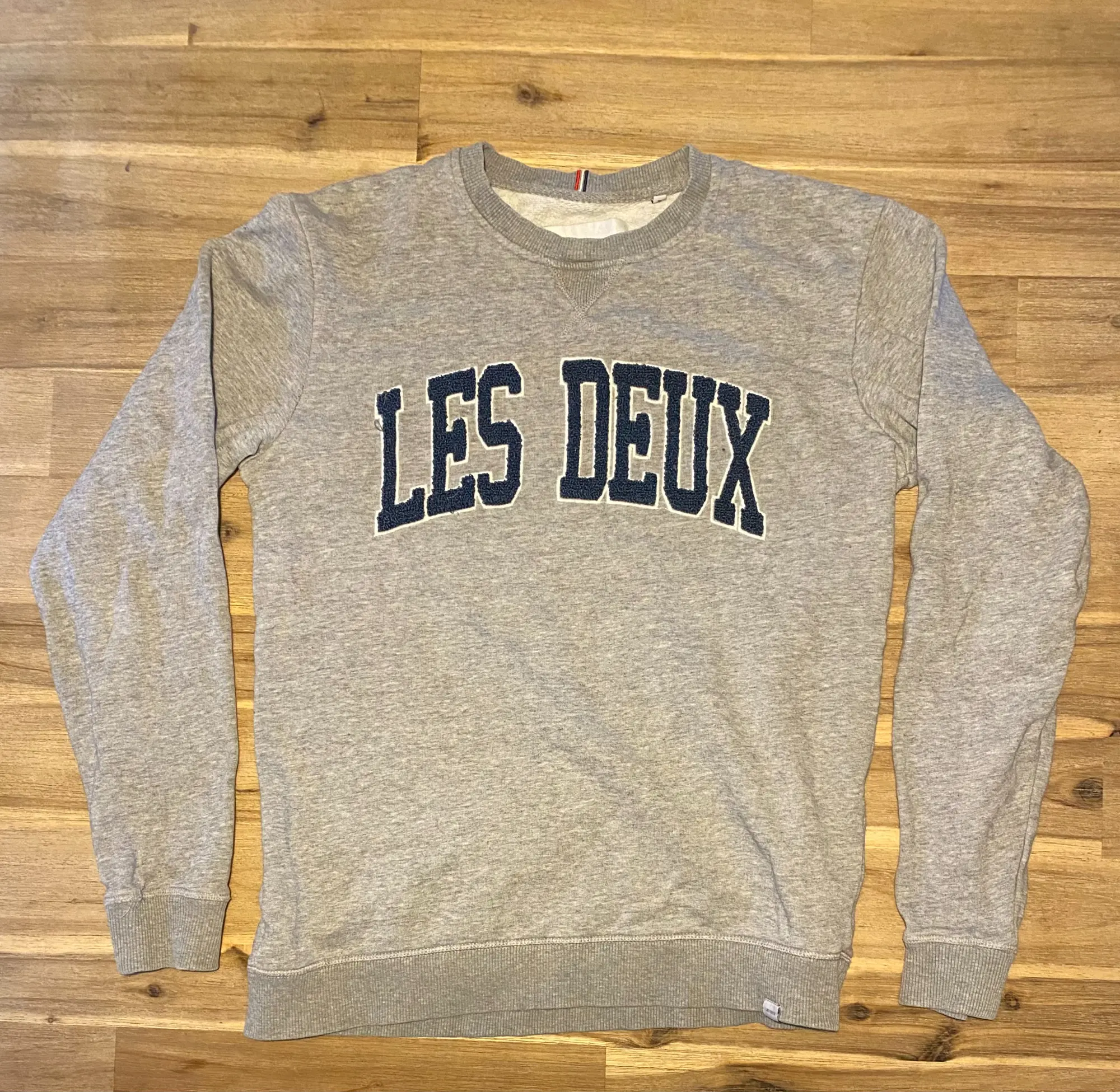 Les Deux sweatshirt