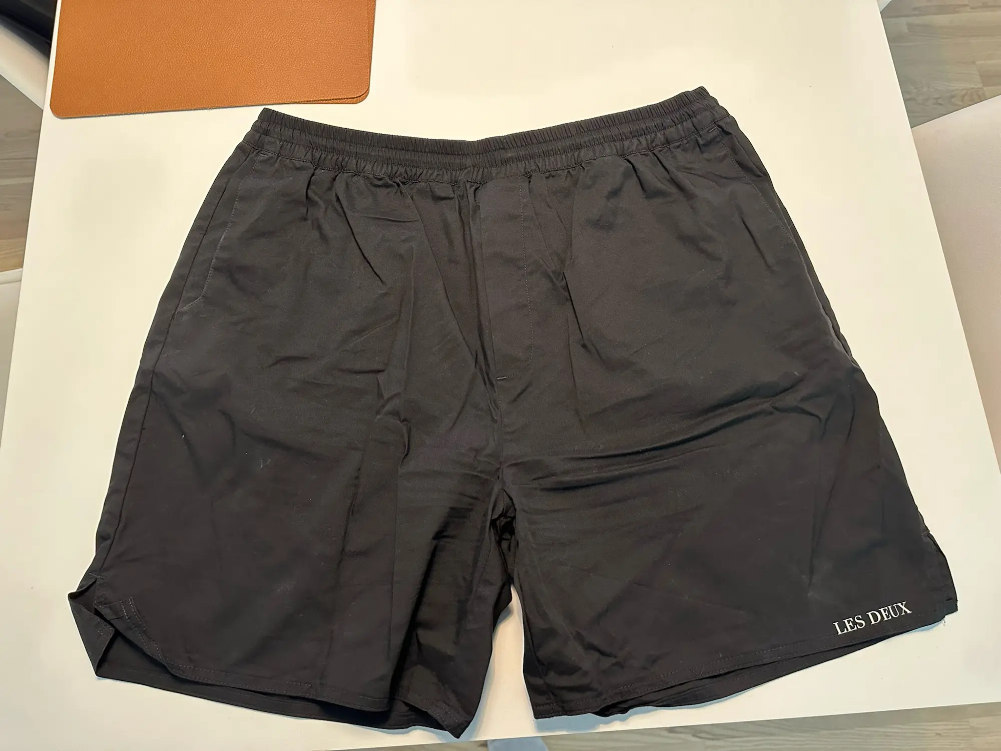 Les Deux shorts