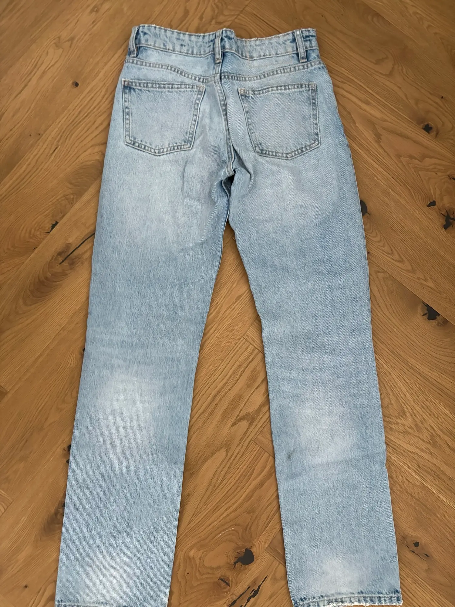 Zara jeans