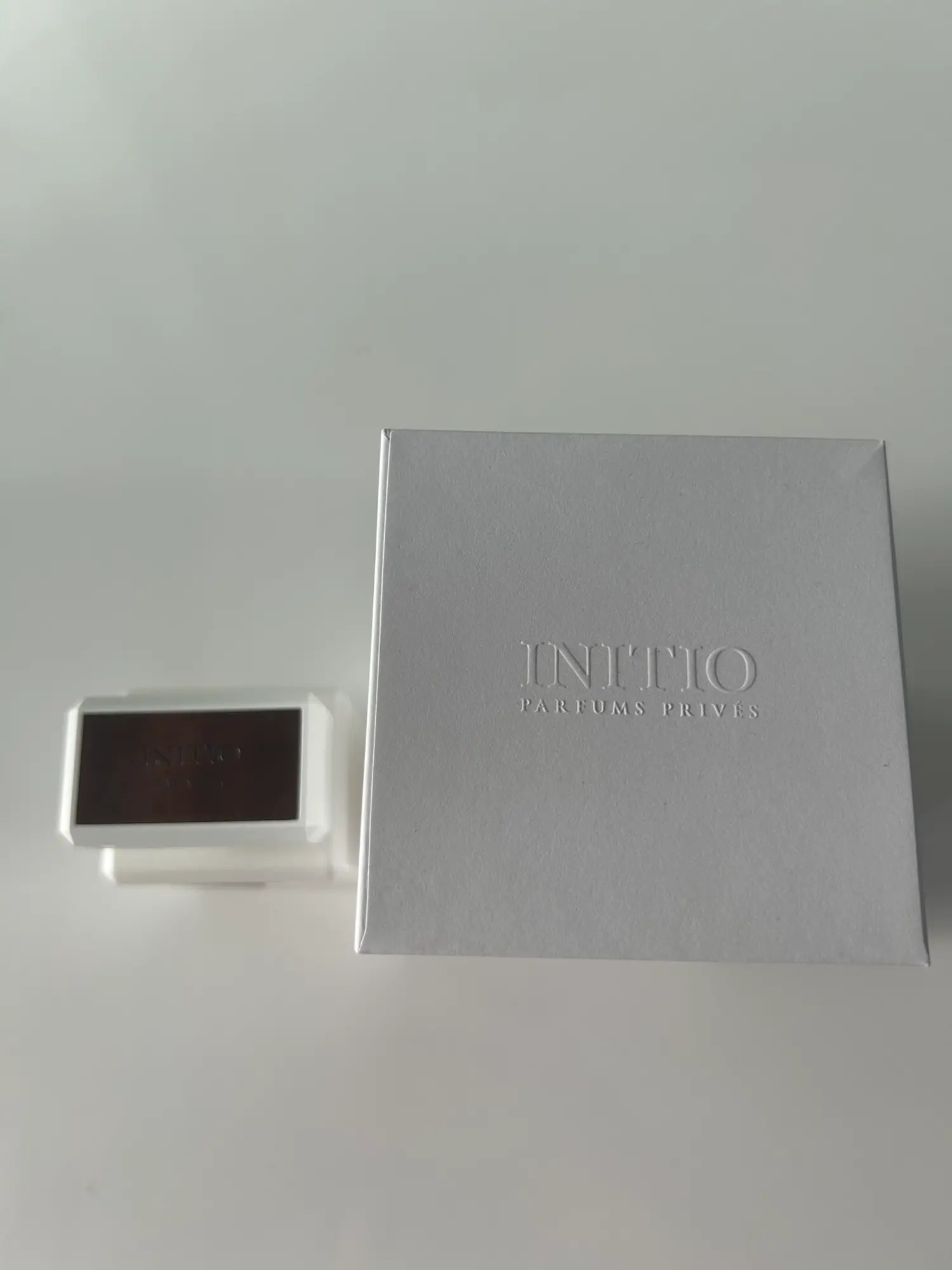 Initio eau de parfum