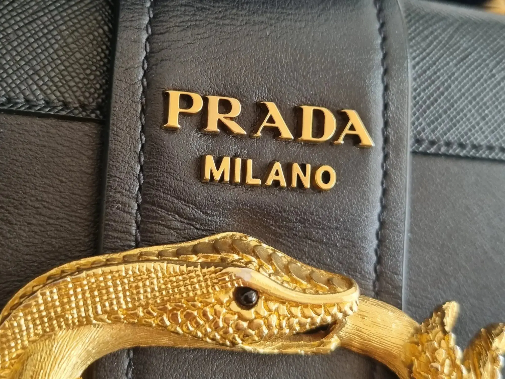 Prada skuldertaske