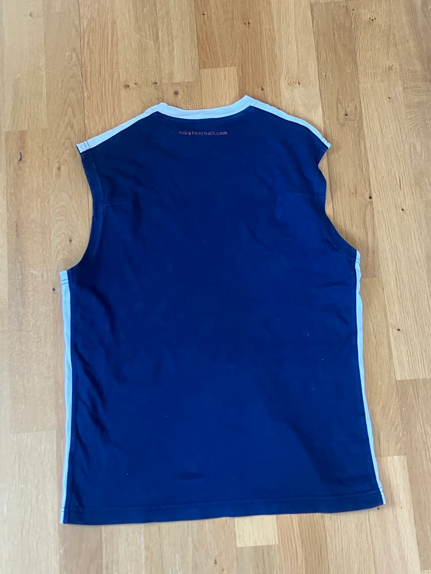 Nike vest