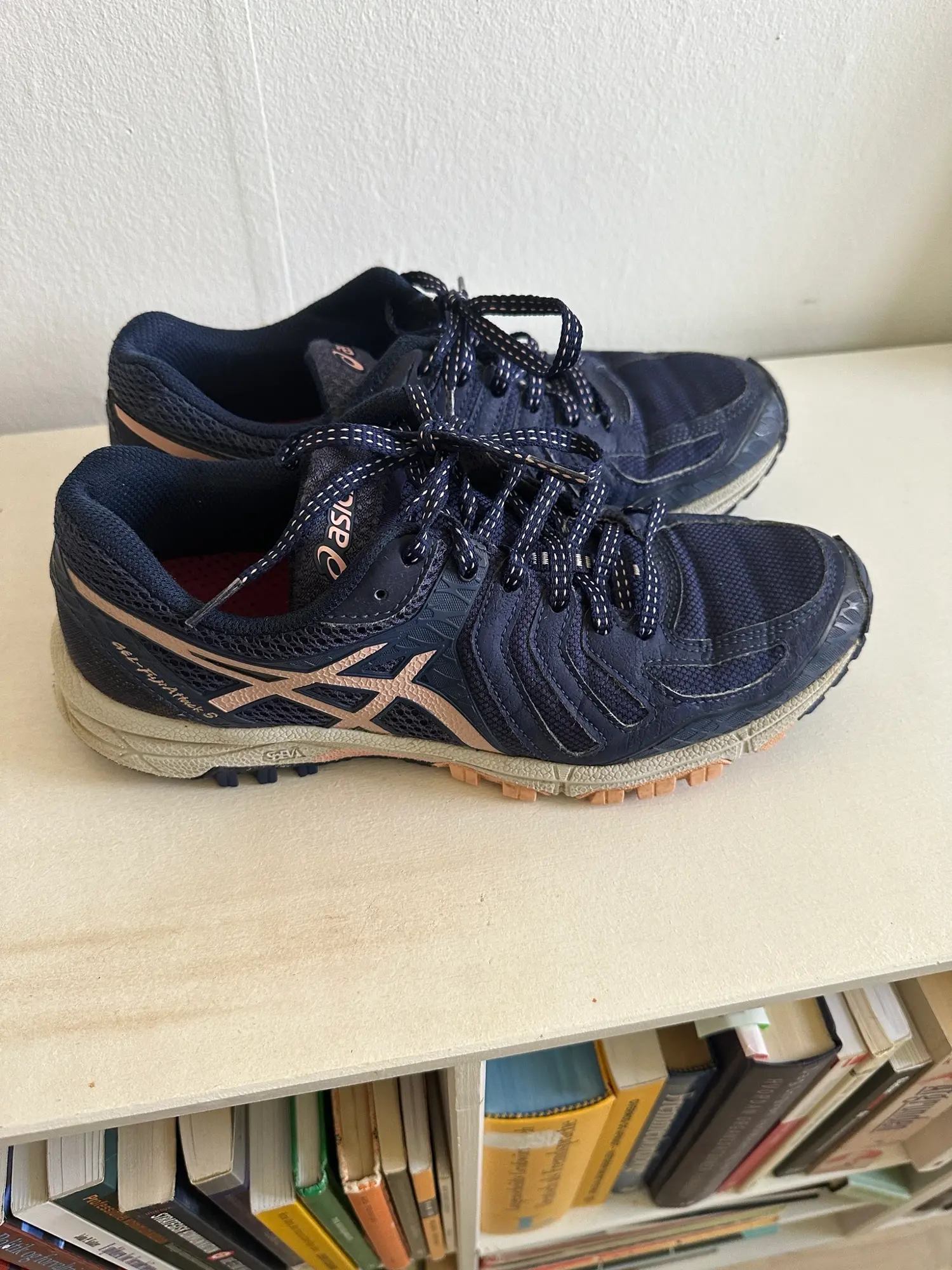 ASICS løbesko