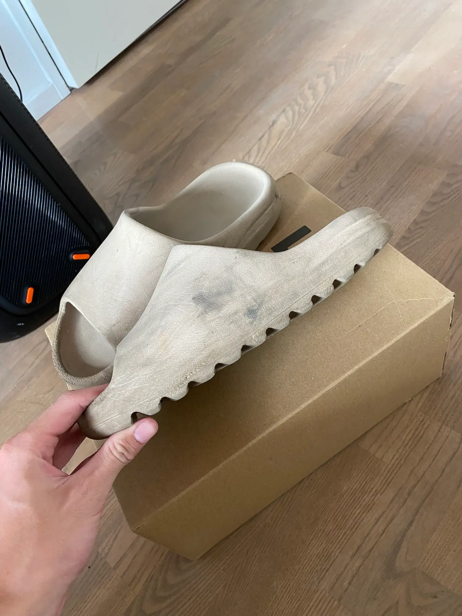 Yeezy sandaler