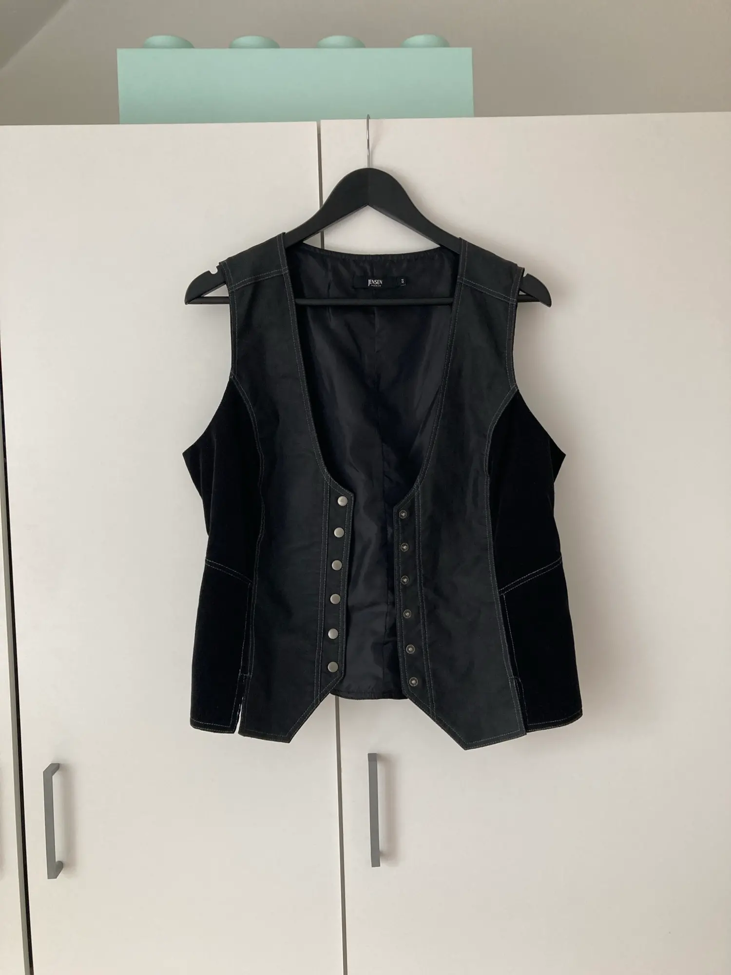 Jensen Women vest