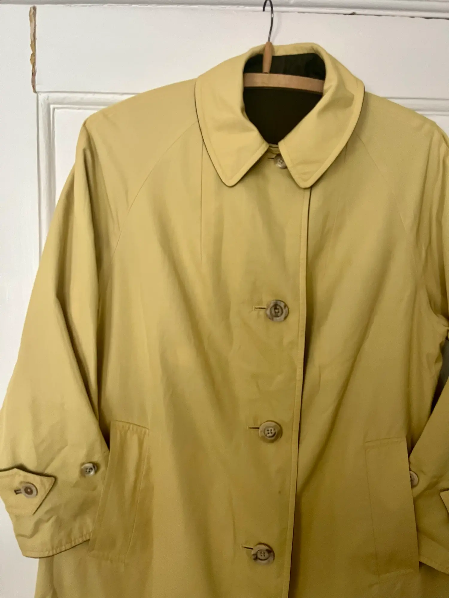 Aquascutum trenchcoat