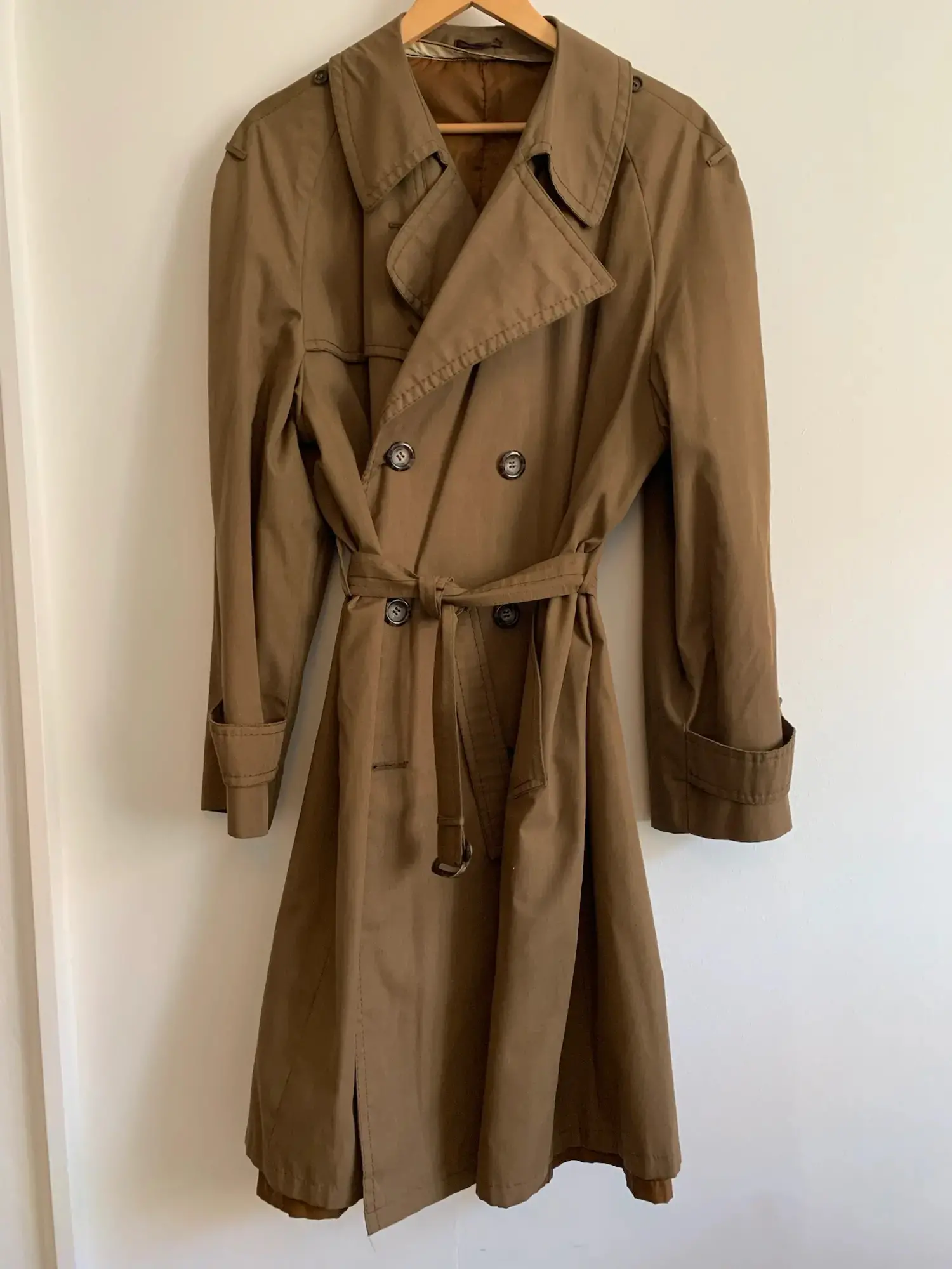 Vintage trenchcoat