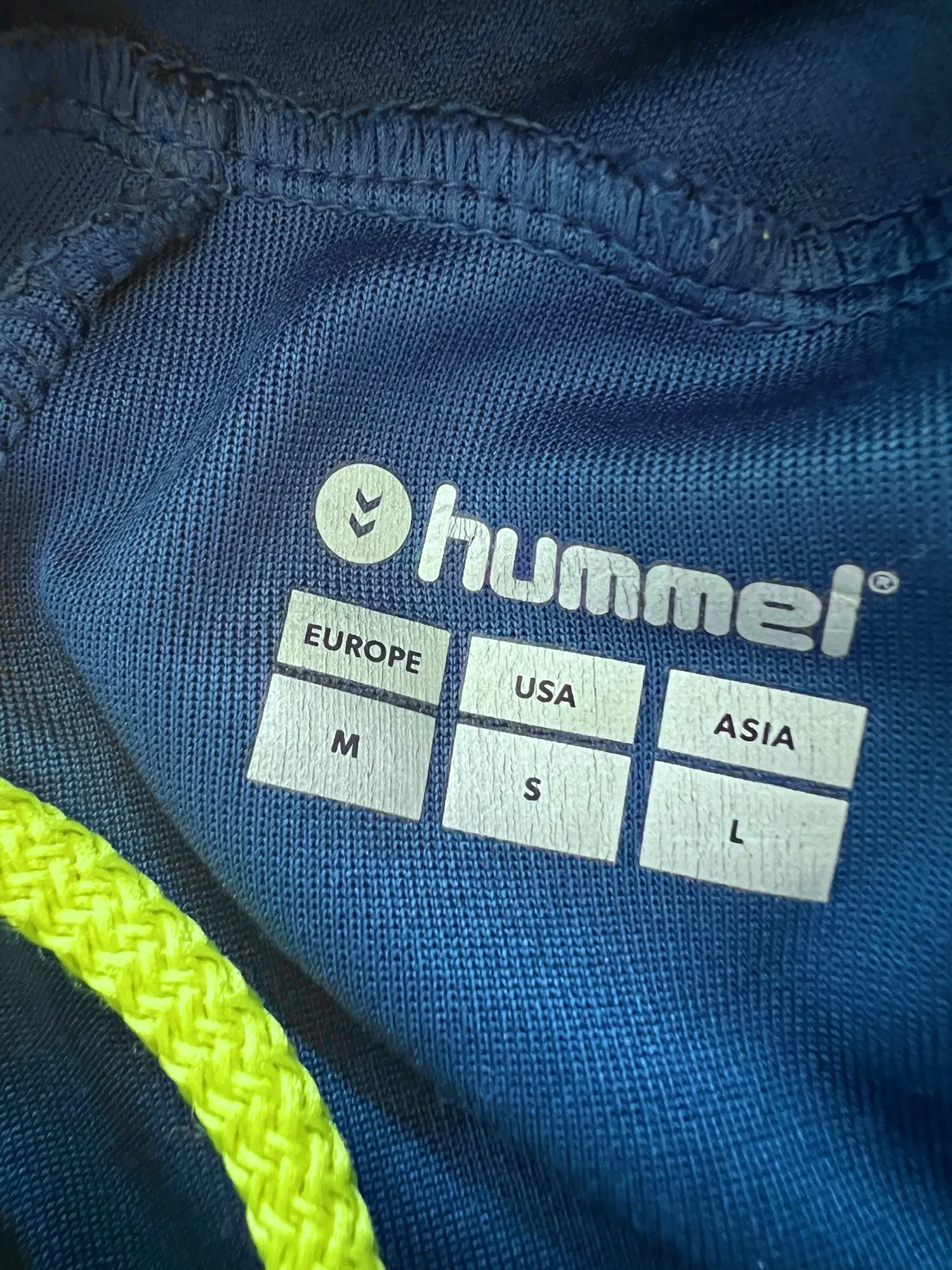 Hummel sportstøj