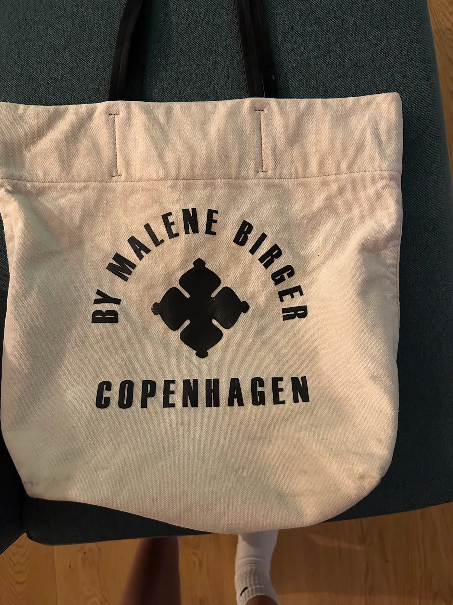 By Malene Birger totebag  mulepose