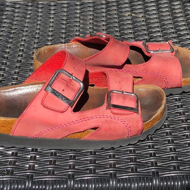 Scholl sandaler