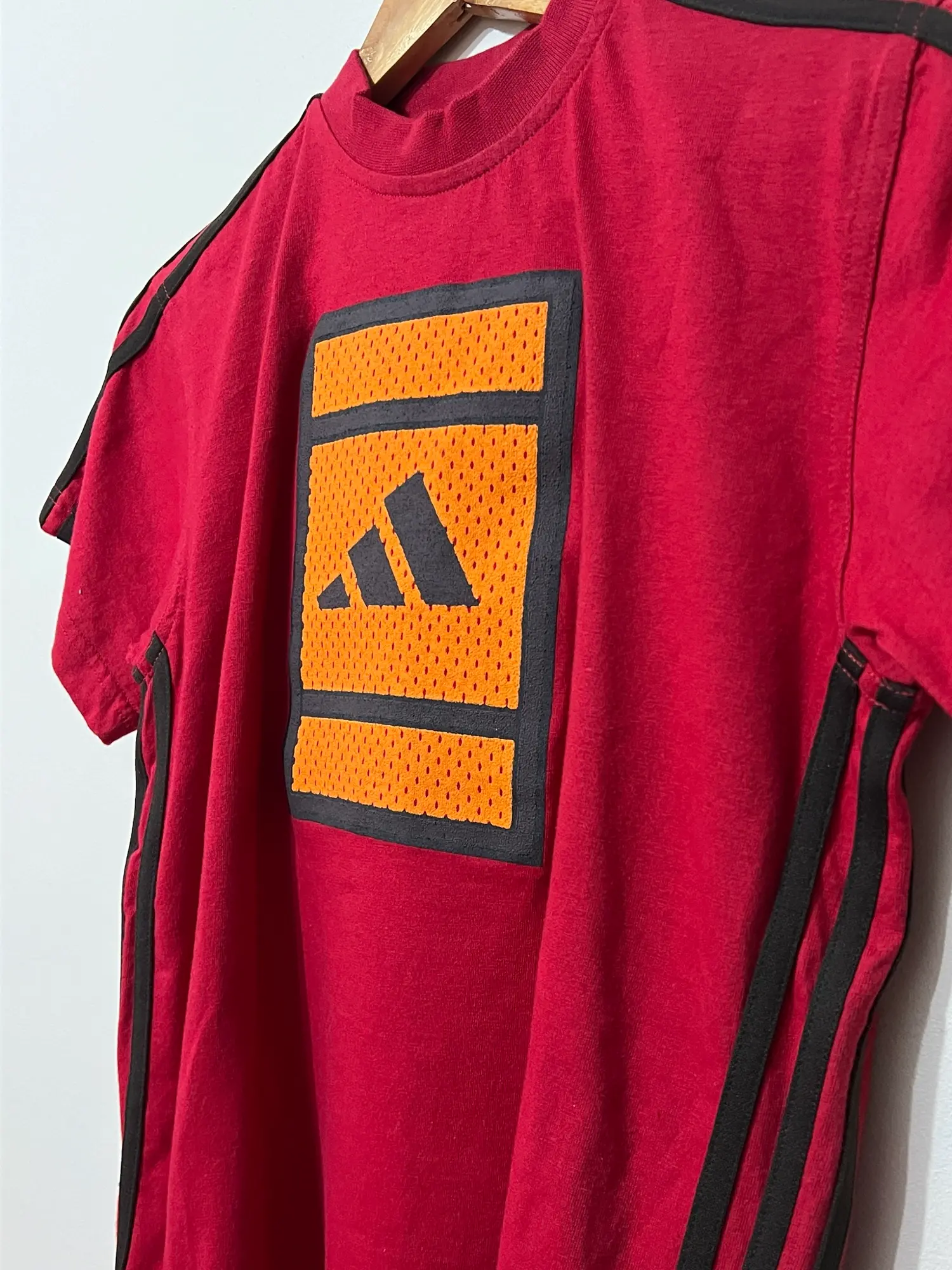 Adidas t-shirt