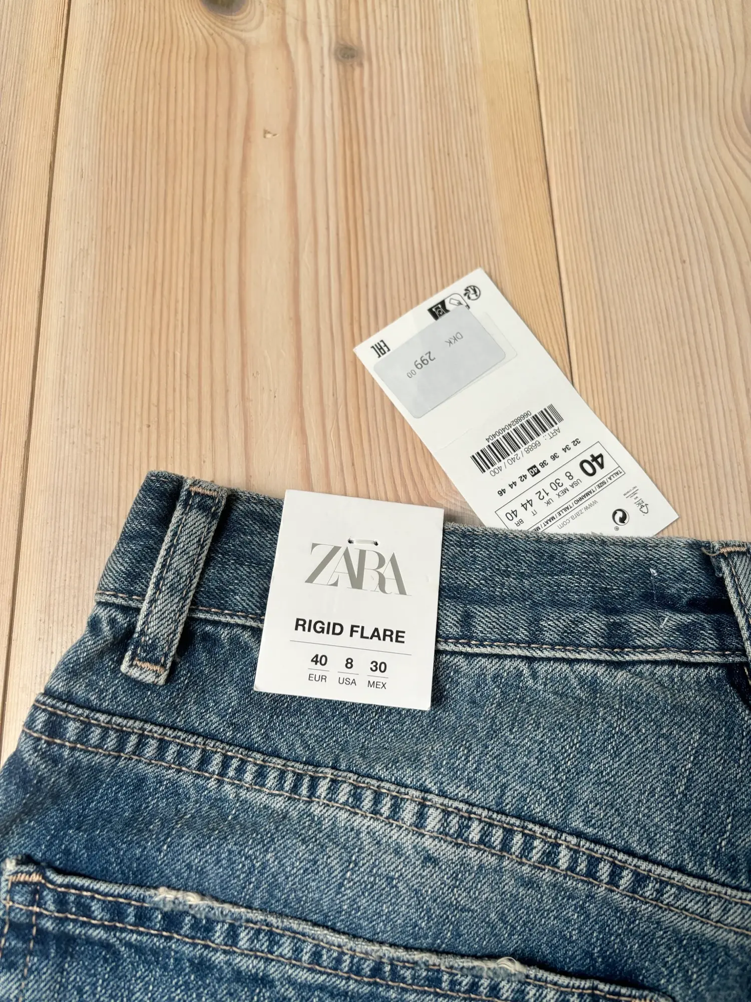 Zara jeans