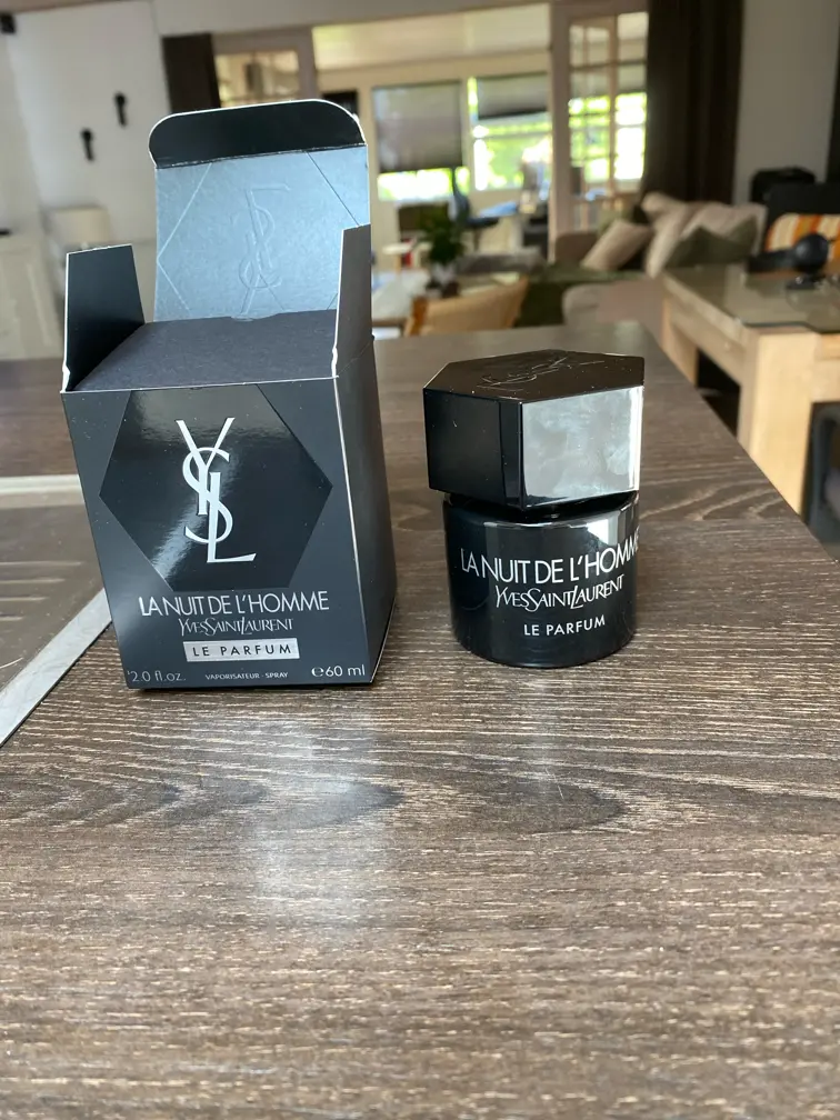 Yves Saint Laurent eau de parfum