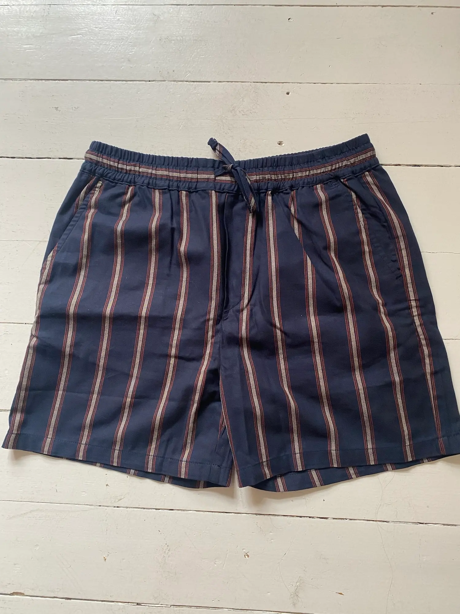 Les Deux shorts