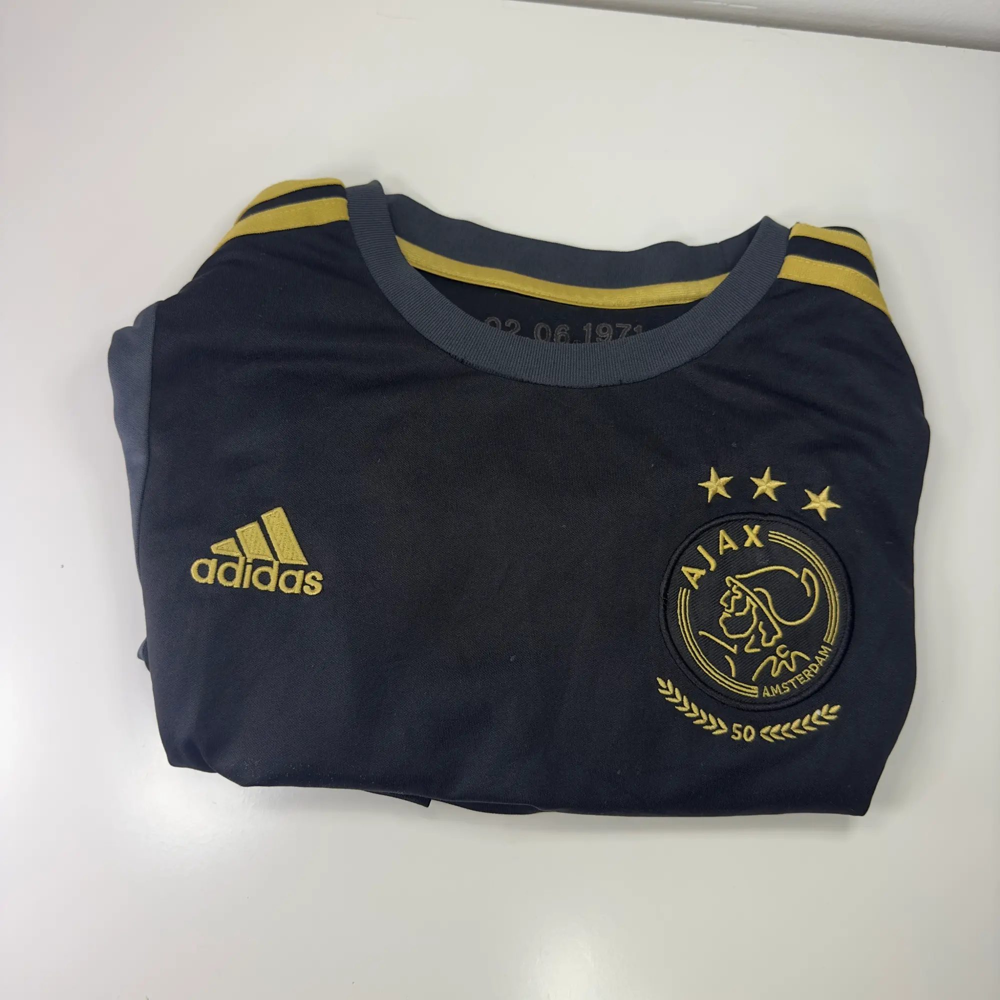 Adidas fodboldtrøje