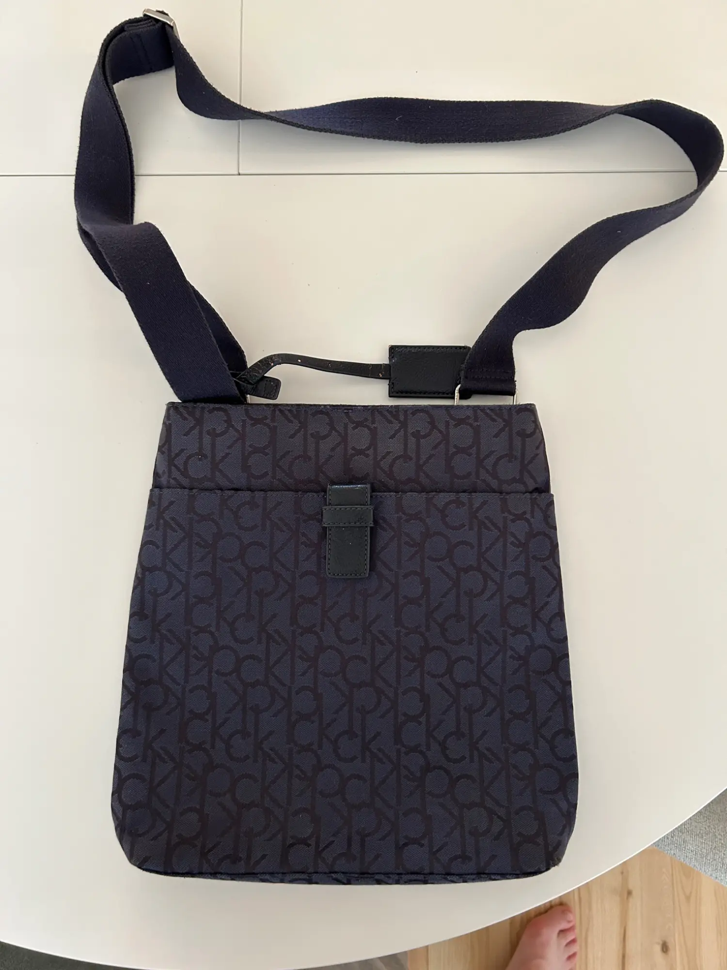 Calvin Klein crossbody-taske