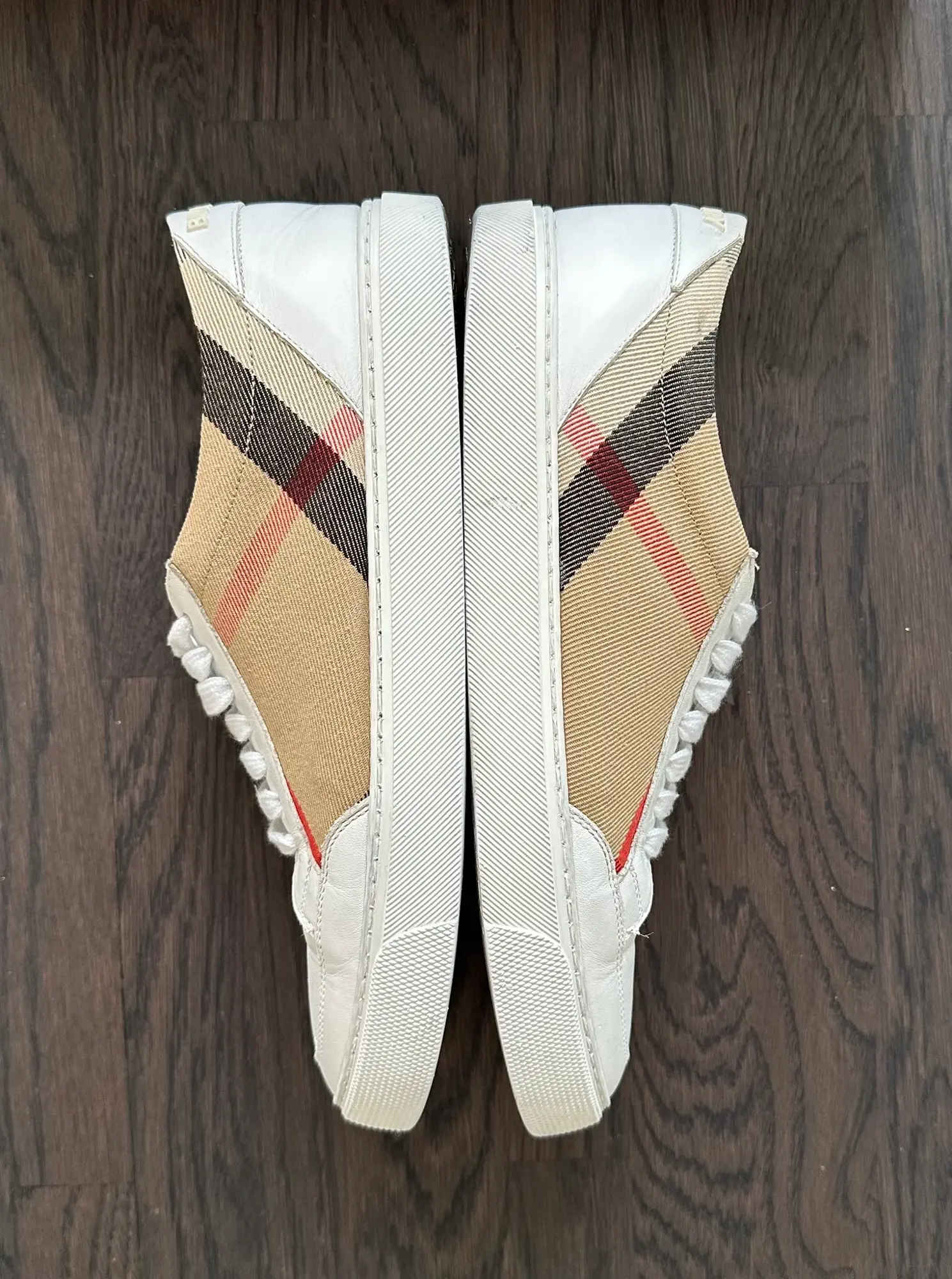 Burberry sneakers