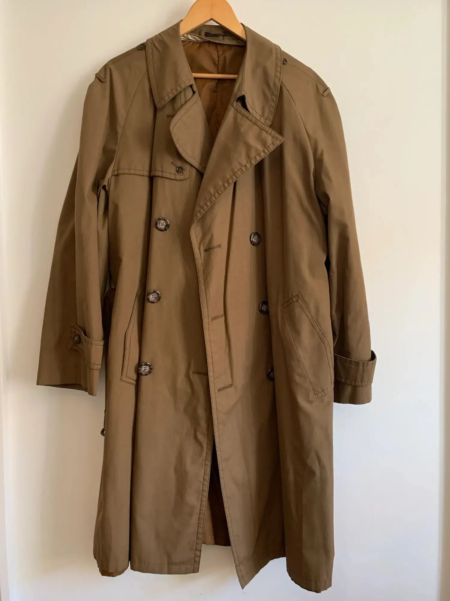 Vintage trenchcoat