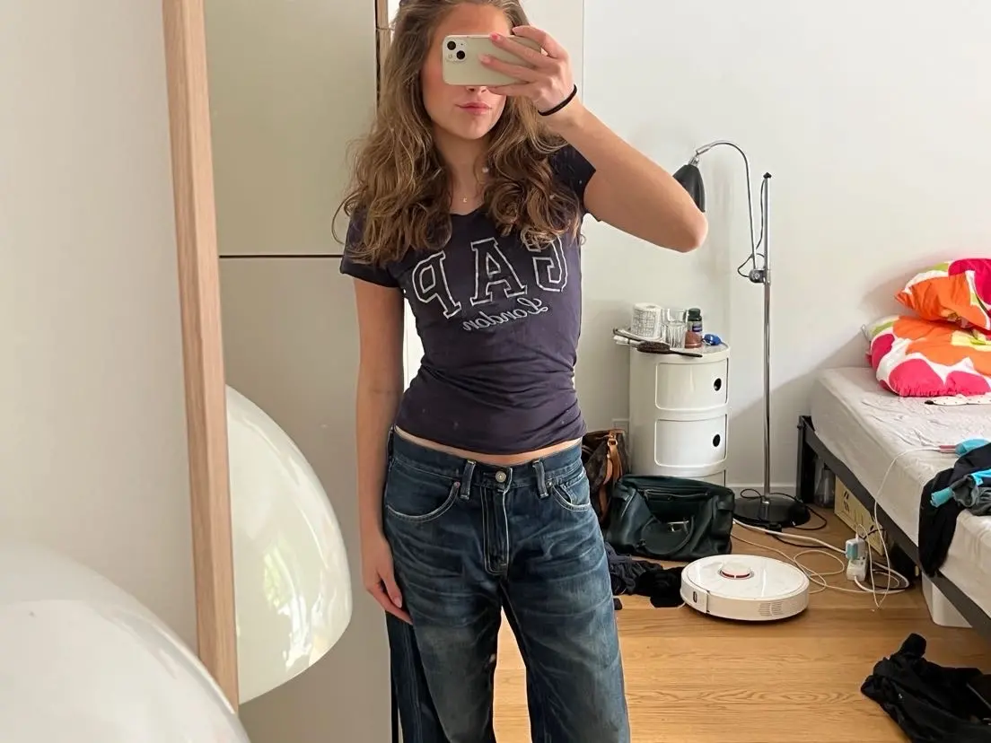 GAP t-shirt