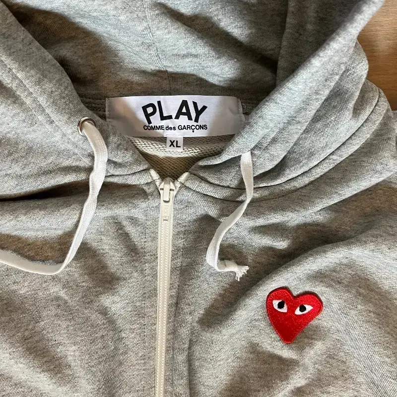 Play comme des garcons hættetrøje