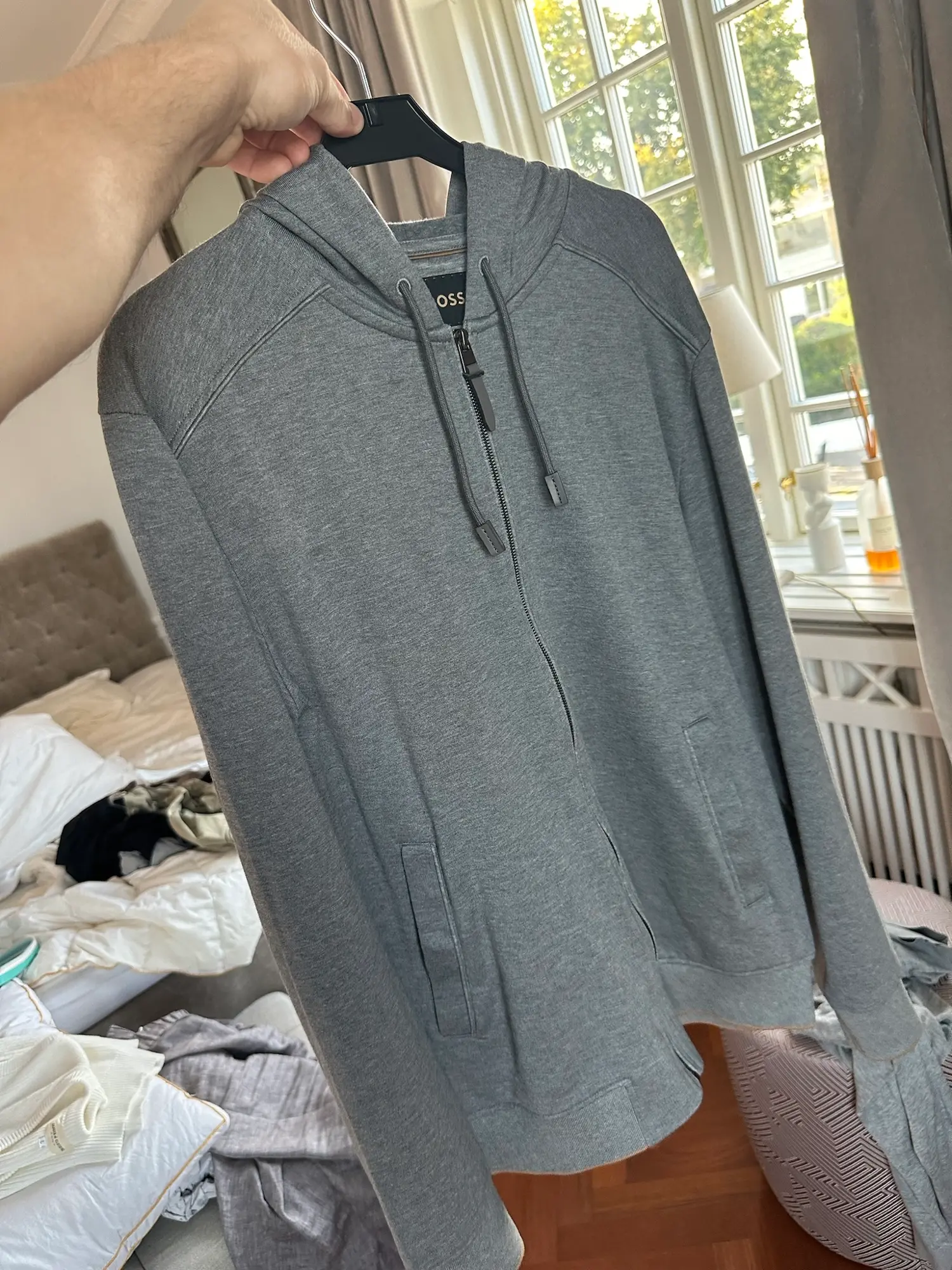 HUGO BOSS sweatshirt