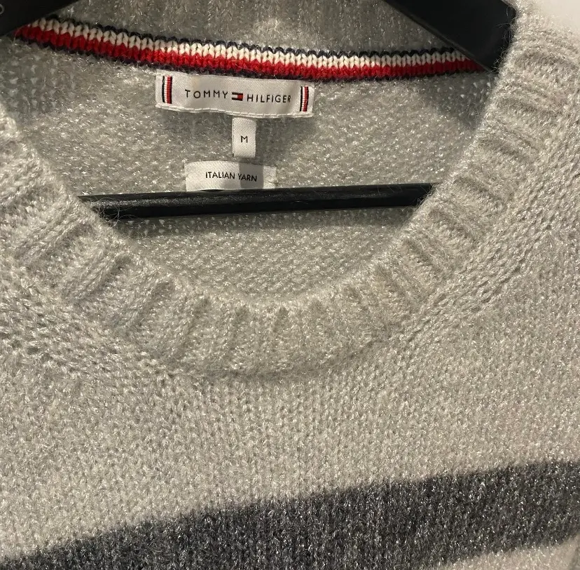 Tommy Hilfiger striktrøje