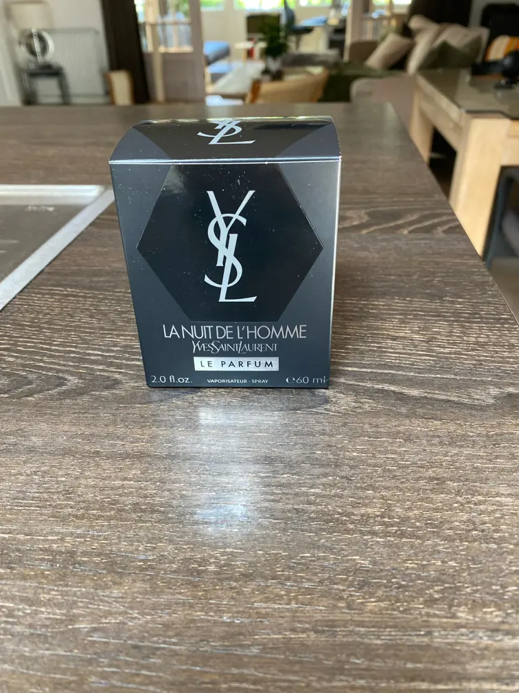 Yves Saint Laurent eau de parfum