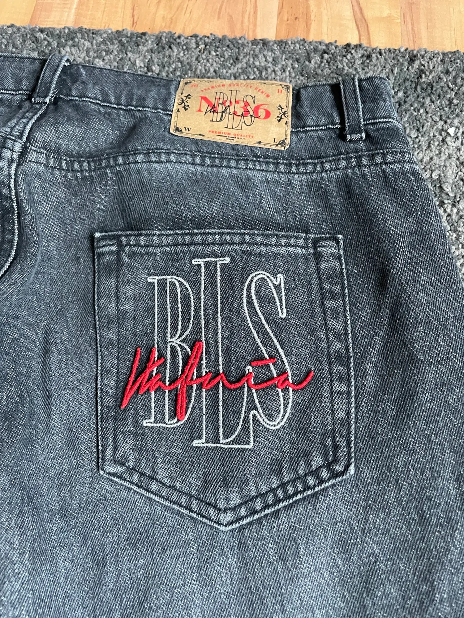 BLS Hafnia jeans