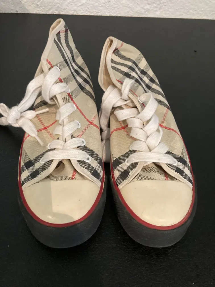 Burberry sneakers