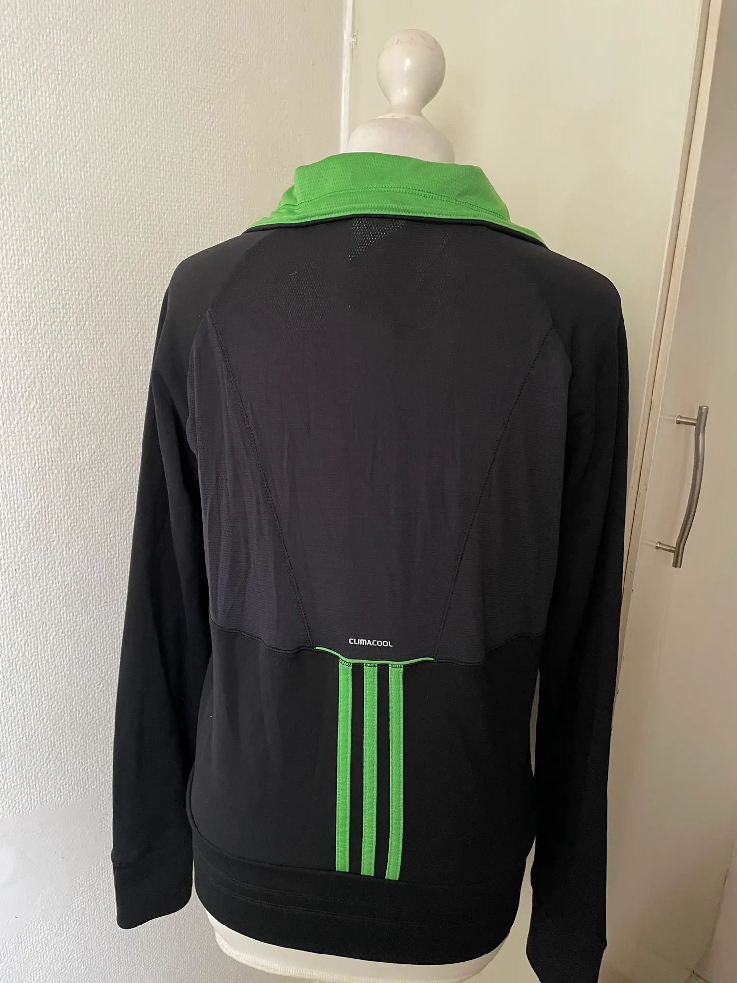 Adidas sportsjakke