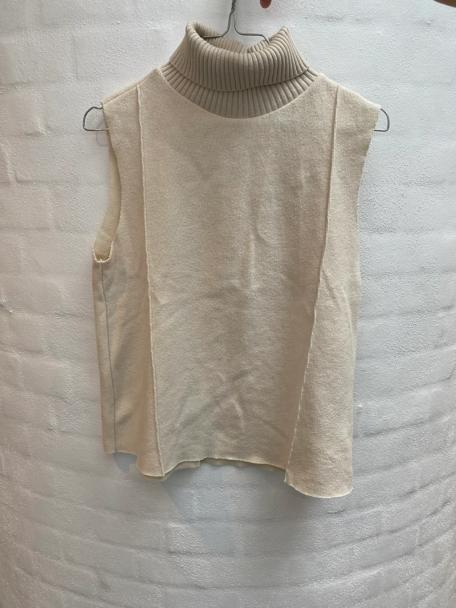 Zara Woman vest