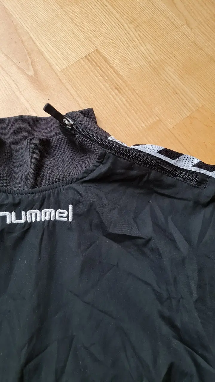 Hummel sportsjakke