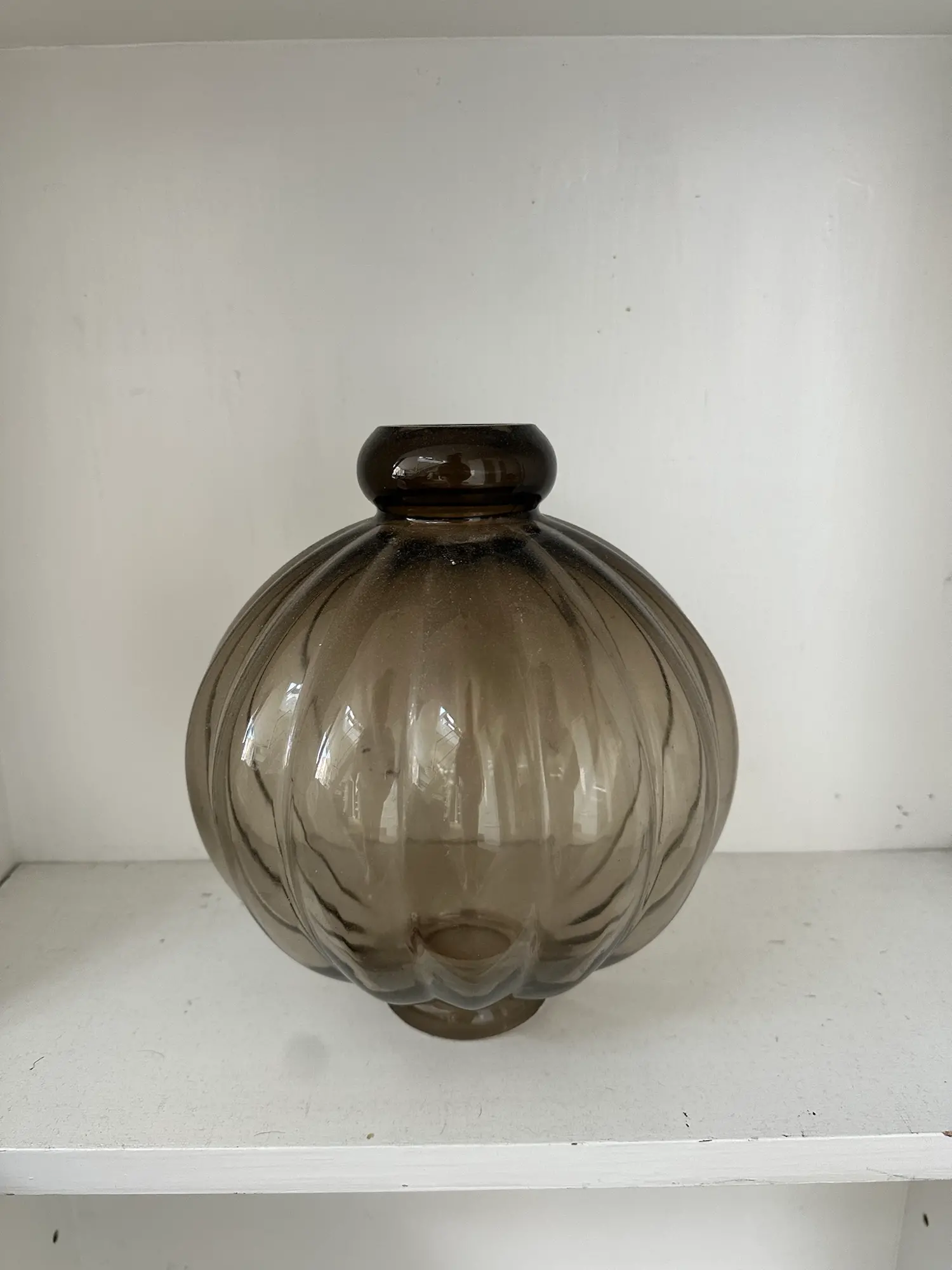 Louise Roe vase