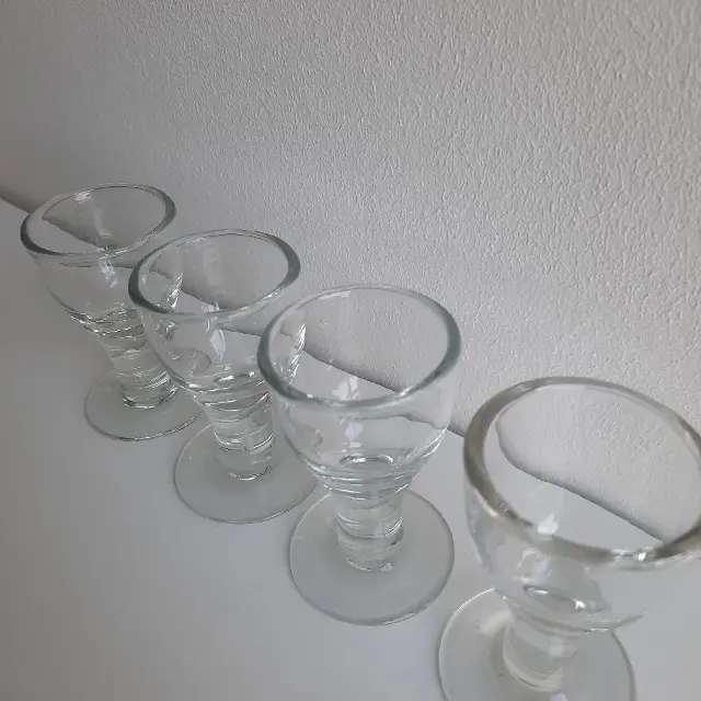 Glas