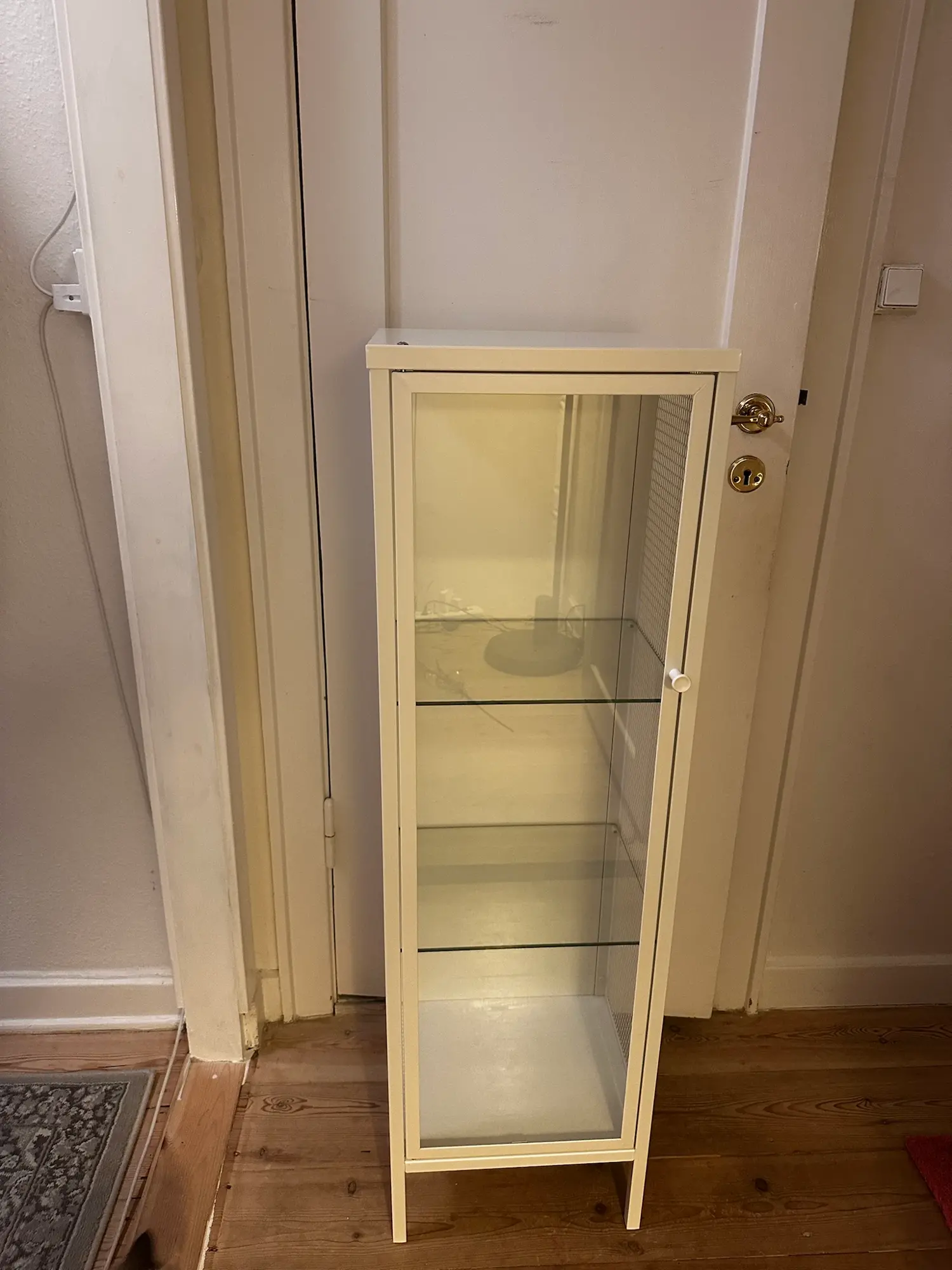 Ikea vitrine skab