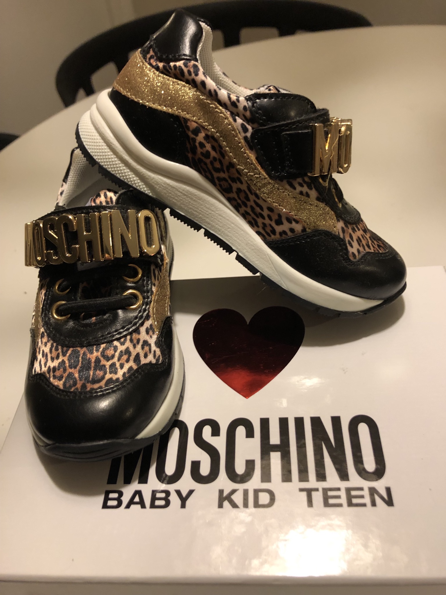 MOSCHINO sneakers