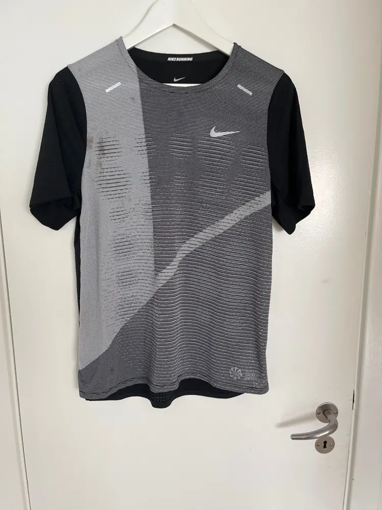 Nike t-shirt