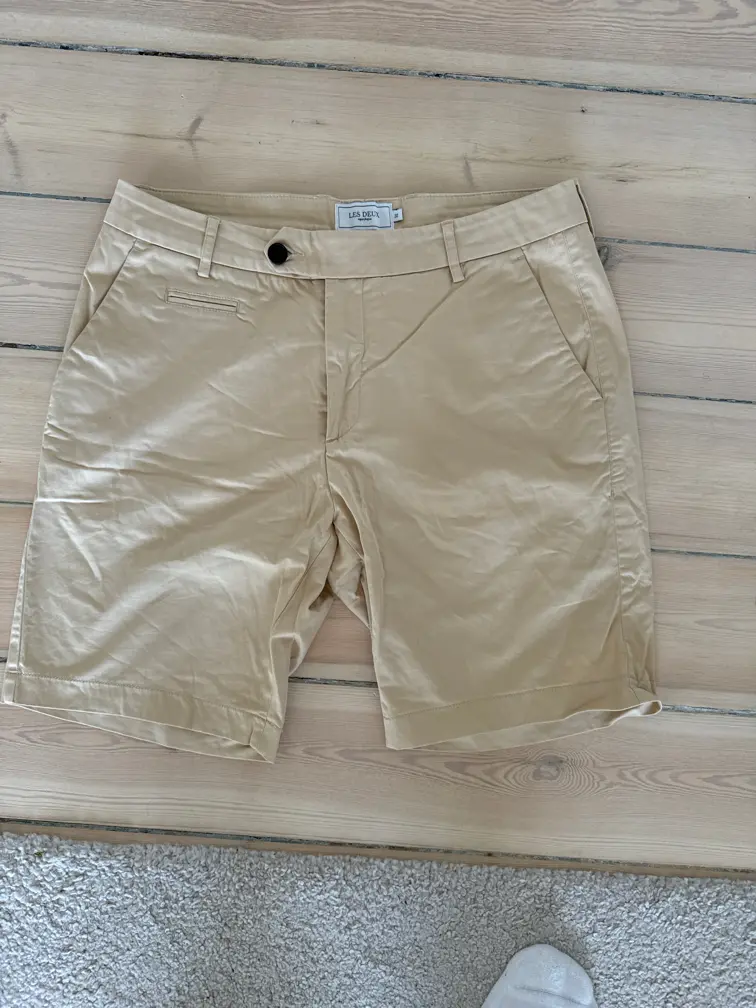 Les Deux shorts