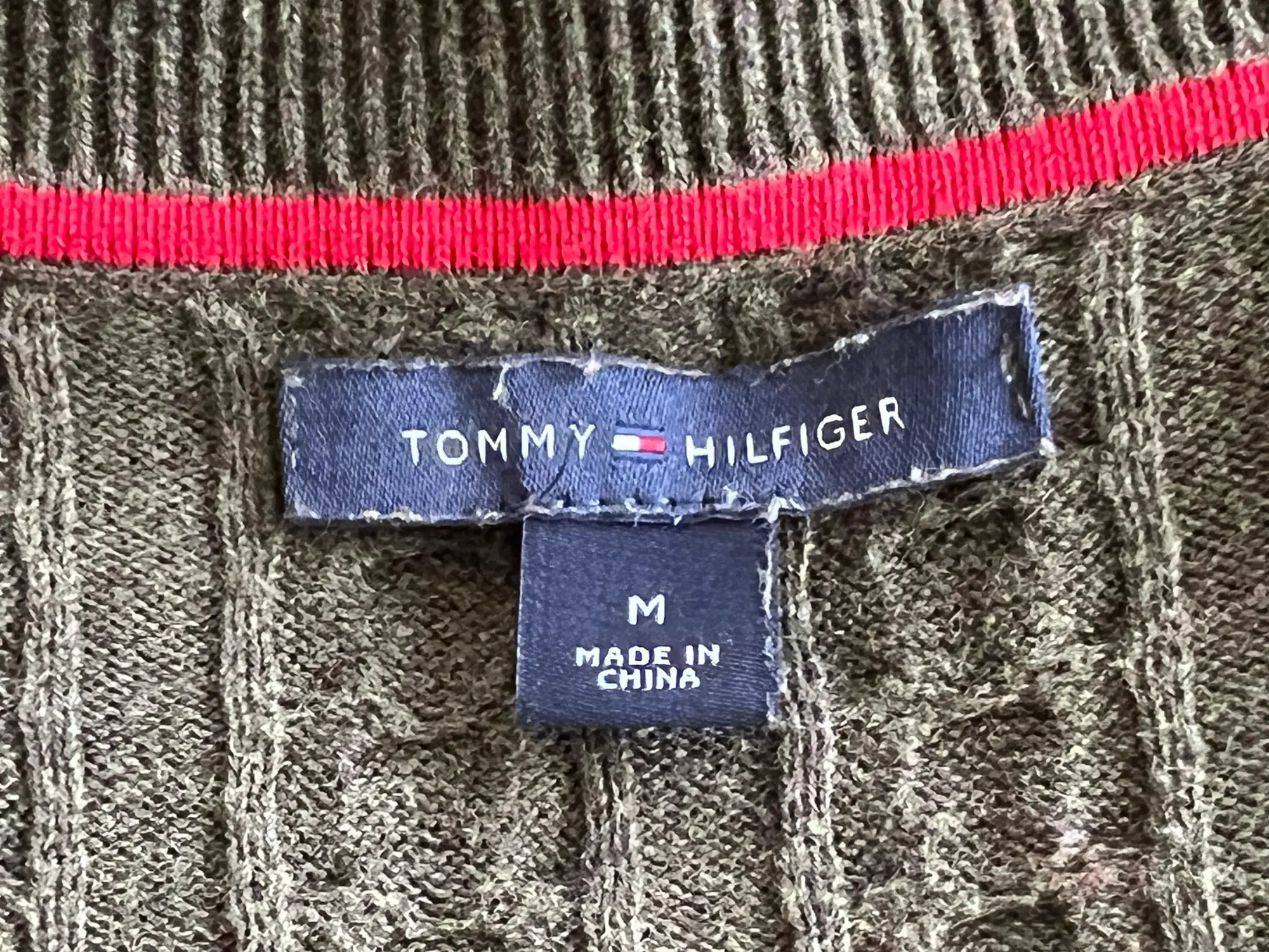 Tommy Hilfiger striktrøje